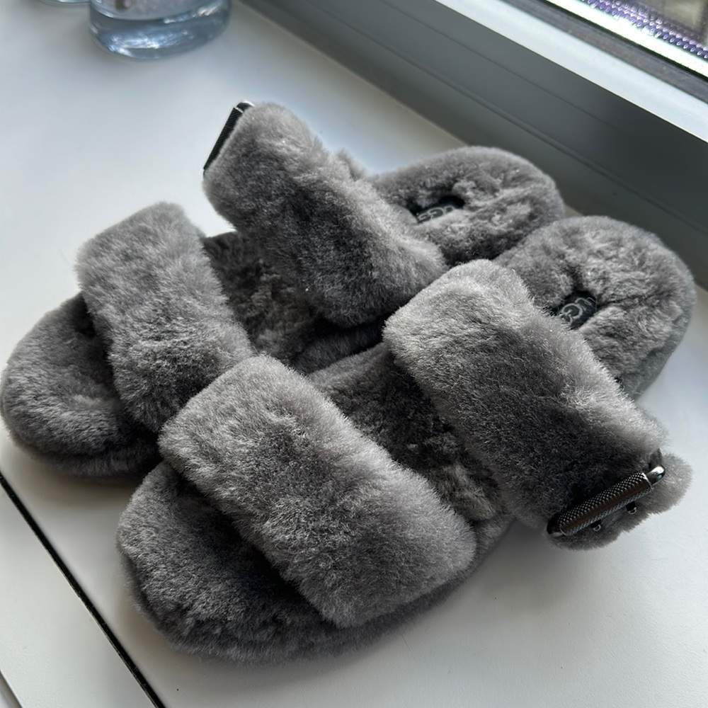 Ugg slides